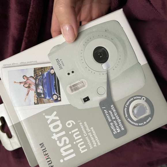 Fujifilm Instax Mini 9 Polaroid camera - Picture 4 of 6